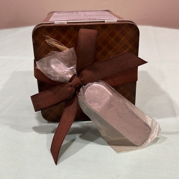 Hinged Hot Cocoa Tin - Picture 5 of 5